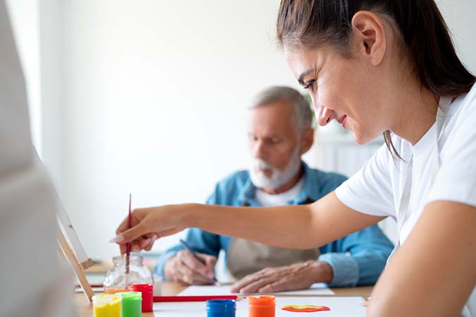 How art therapists are different from traditional therapists